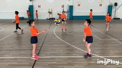 盖世小鸡Swift Drive创新设计：将方向盘集成在手柄上